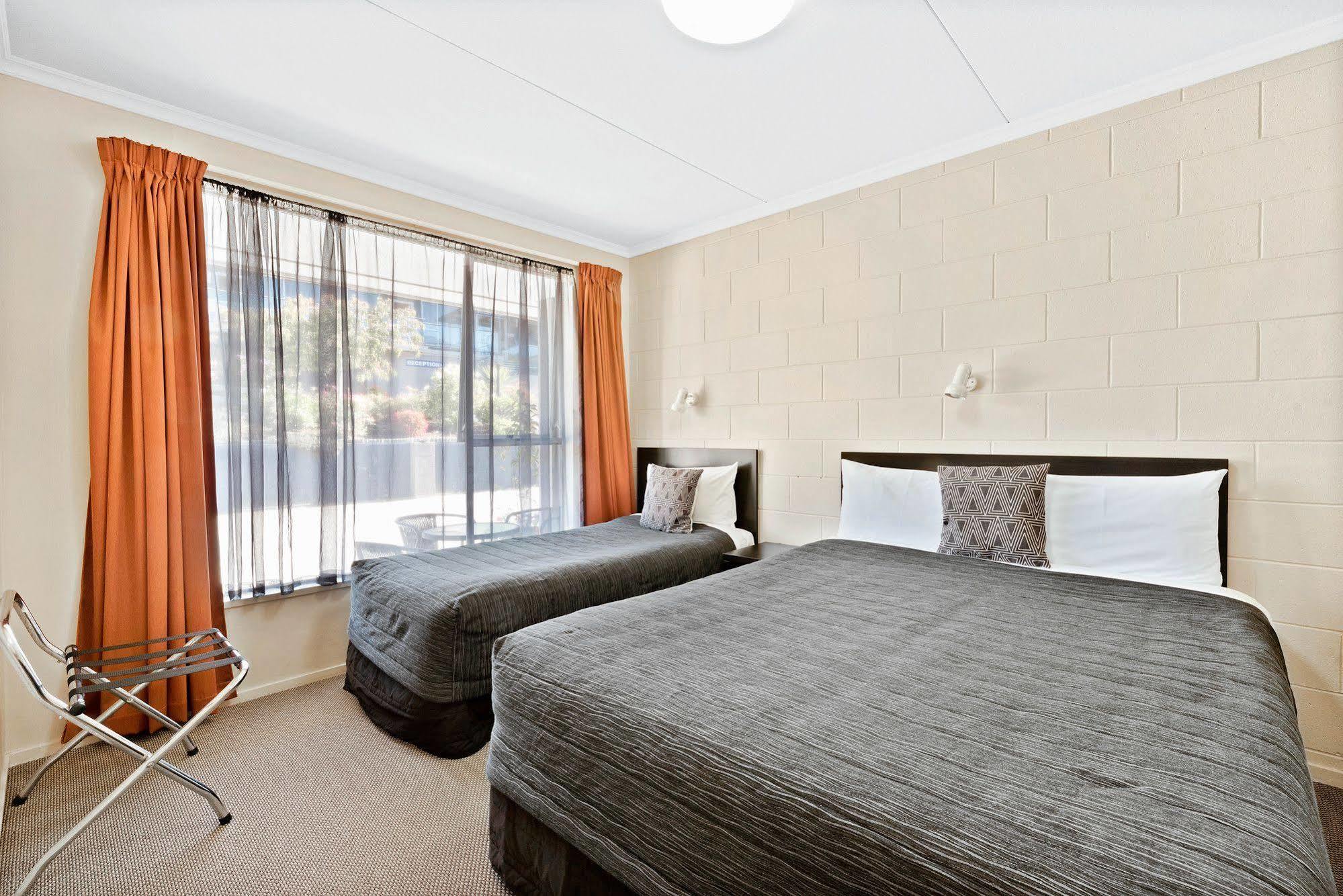 Central Gateway Motel Cromwell Eksteriør bilde